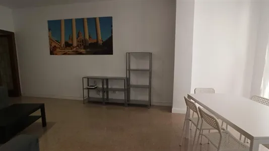 Rooms in Barcelona Eixample - photo 5