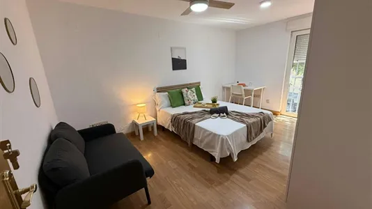 Rooms in Madrid Chamberí - photo 3