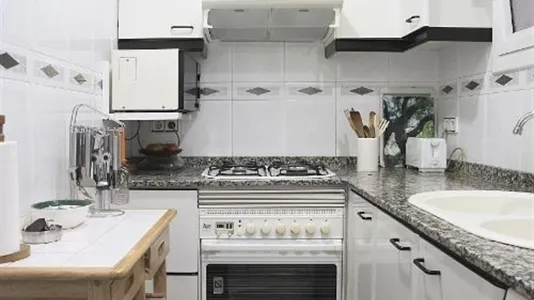 Rooms in Barcelona Eixample - photo 8