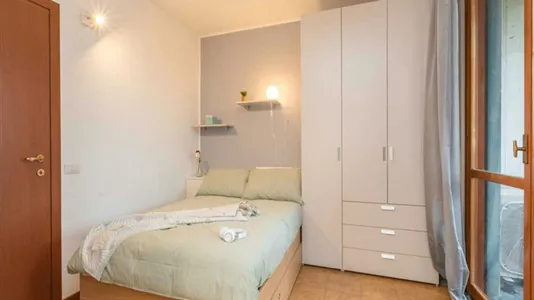 Rooms in Milano Zona 5 - Vigentino, Chiaravalle, Gratosoglio - photo 2