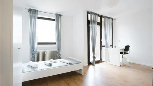 Rooms in Dusseldorf - photo 2