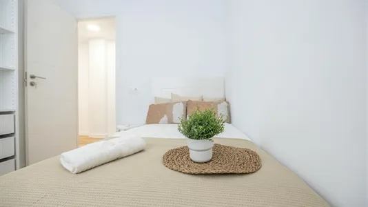 Rooms in Valencia L'Eixample - photo 2