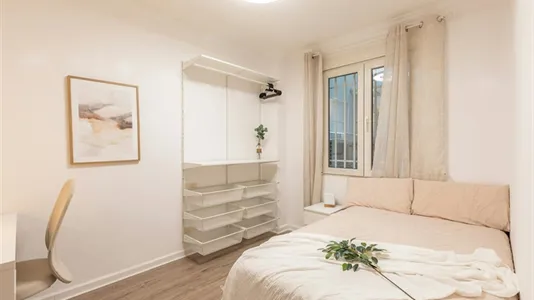 Rooms in Valencia L'Eixample - photo 1