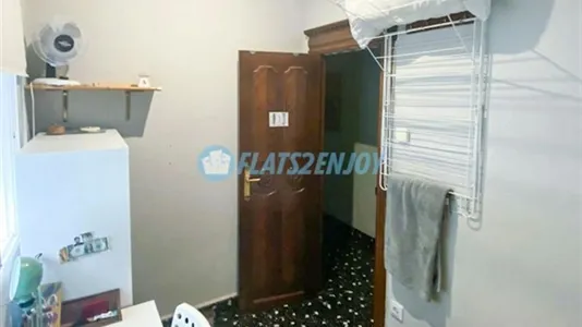 Rooms in Valencia Extramurs - photo 9