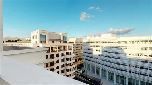 Rooms in Saint-Denis - photo 3