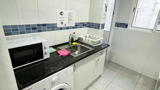 Rooms in Manises - photo 6