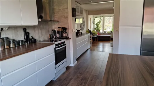 Houses in Sigtuna - photo 1