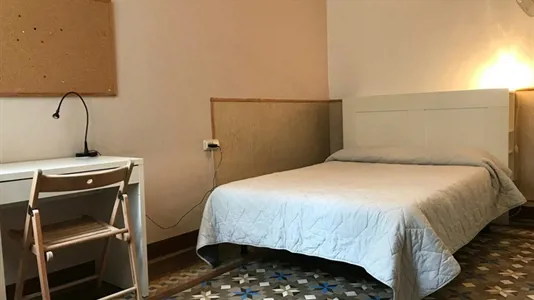 Rooms in Barcelona Eixample - photo 2