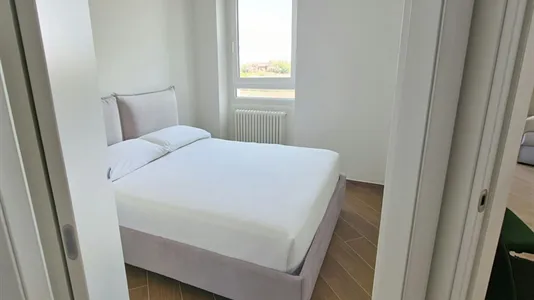 Apartments in Milano Zona 6 - Barona, Lorenteggio - photo 2