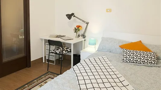 Rooms in Napoli Municipalità 2 - photo 4