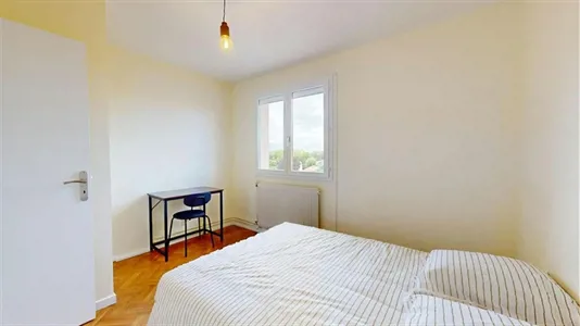 Rooms in Lyon - photo 2