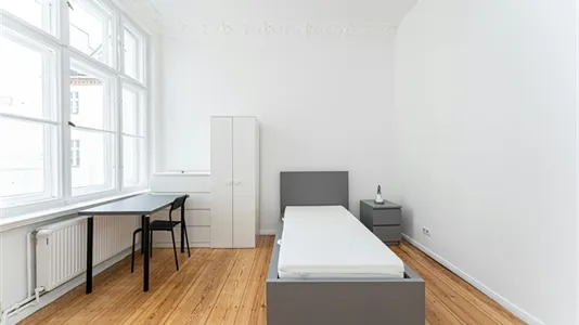Rooms in Berlin Friedrichshain-Kreuzberg - photo 2