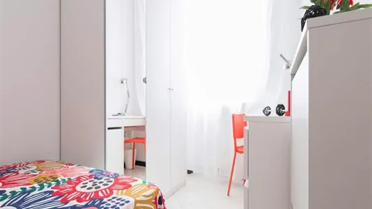 Rooms in Sesto San Giovanni - photo 5