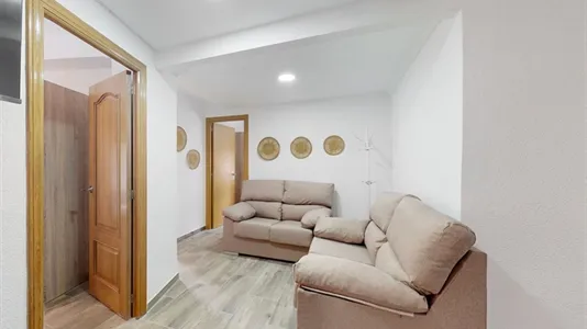 Rooms in Burjassot - photo 8