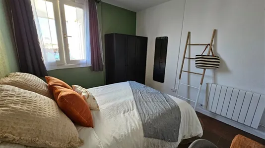 Rooms in Barcelona Eixample - photo 8