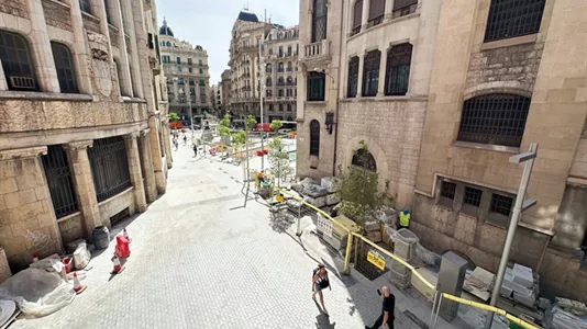 Rooms in Barcelona Ciutat Vella - photo 7