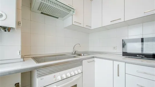 Rooms in Madrid Tetuán - photo 9