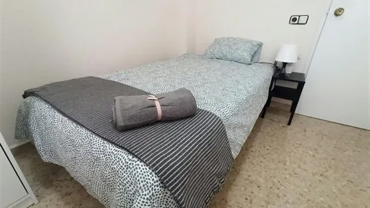 Rooms in Madrid Moncloa-Aravaca - photo 4