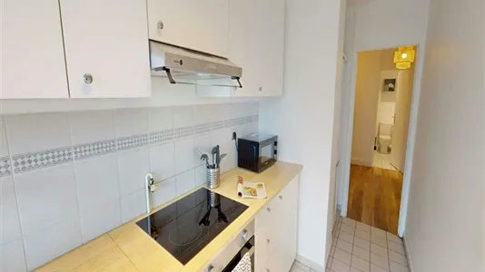 Rooms in Paris 15ème arrondissement - photo 9