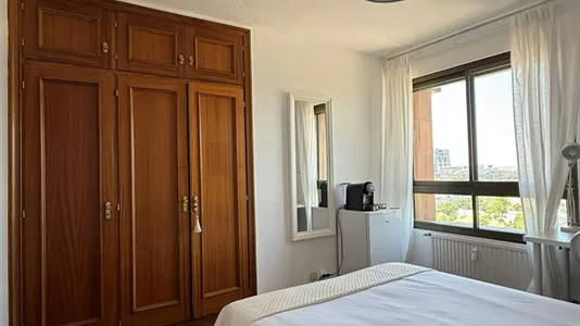 Rooms in Madrid Chamartín - photo 1