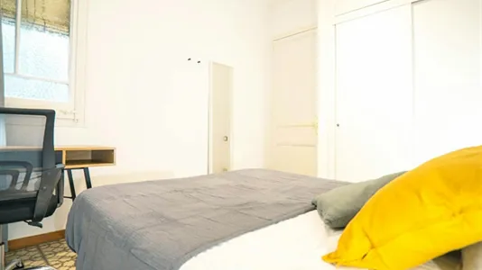 Rooms in Barcelona Eixample - photo 3