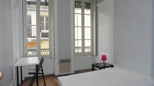Rooms in Lyon - photo 1