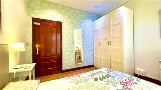 Rooms in Bilbao - photo 8