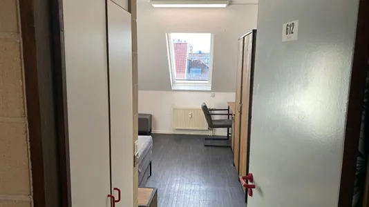 Rooms in Brussels Sint-Gillis - photo 1