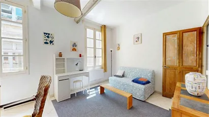 Apartment for rent in Avignon, Provence-Alpes-Côte d'Azur