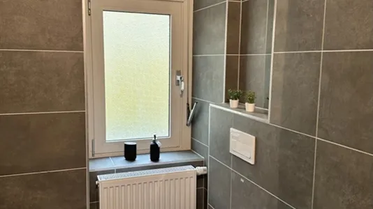 Rooms in Berlin Charlottenburg-Wilmersdorf - photo 4