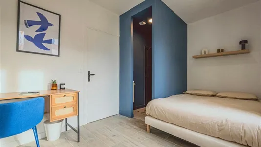 Rooms in Bobigny - photo 4