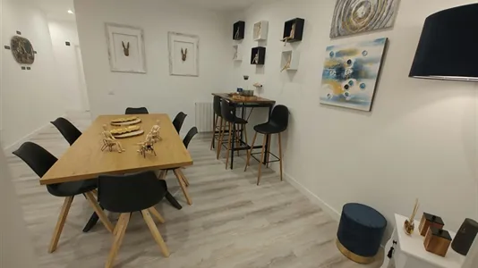 Rooms in Madrid Chamberí - photo 2