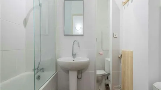 Rooms in Lyon - photo 8