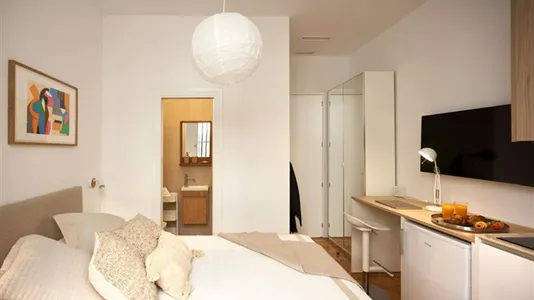 Apartments in Madrid Centro - photo 4