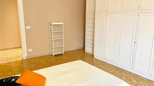 Rooms in Florence - photo 4