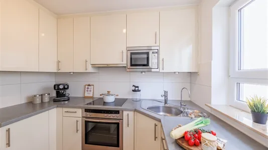 Houses in Esslingen - photo 6