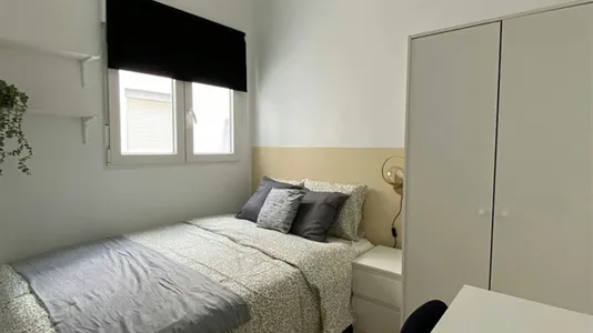 Rooms in Mislata - photo 1