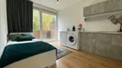 Room for rent, Rotterdam, &lt;span class=&quot;blurred street&quot; onclick=&quot;ProcessAdRequest(9201008)&quot;&gt;&lt;span class=&quot;hint&quot;&gt;See streetname&lt;/span&gt;[xxxxxxxxxxxxx]&lt;/span&gt;