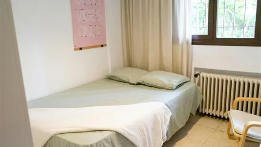 Rooms in Enramadilla - photo 3