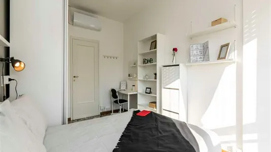 Rooms in Milano Zona 8 - Fiera, Gallaratese, Quarto Oggiaro - photo 9