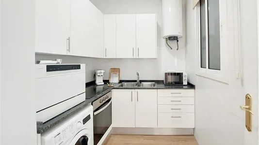 Apartments in Barcelona Eixample - photo 3