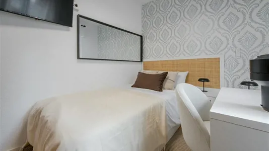Rooms in Madrid Fuencarral-El Pardo - photo 1