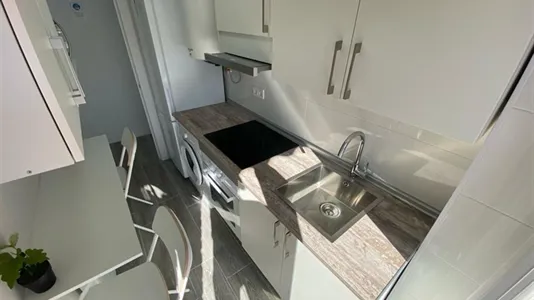 Rooms in Adaro - photo 10