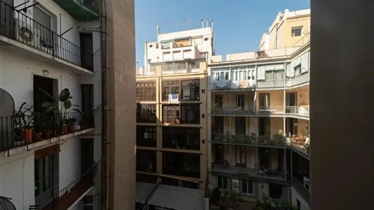 Rooms in Barcelona Eixample - photo 4