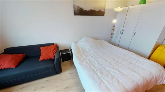 Rooms in Toulouse - photo 3