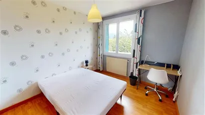 Room for rent in Grenoble, Auvergne-Rhône-Alpes