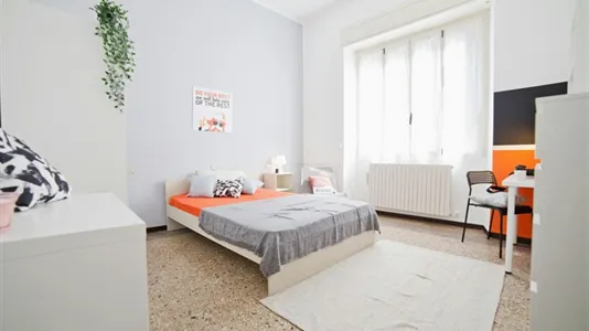 Rooms in Lecco - photo 1