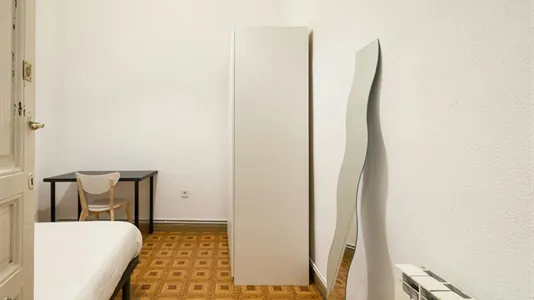 Rooms in Madrid Centro - photo 2