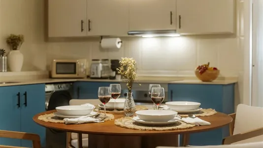 Rooms in Barcelona Ciutat Vella - photo 9