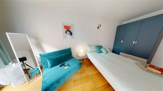Rooms in Paris 19ème arrondissement - photo 2